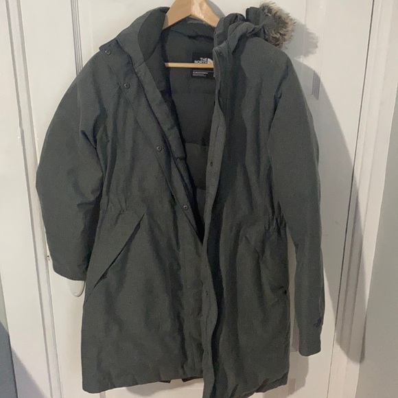 COPY - North face winter jacket - Picture 1 of 2